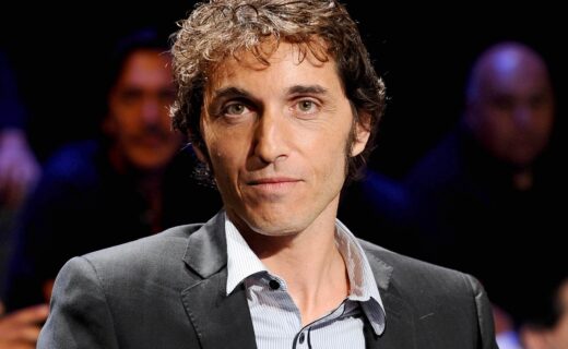 Giuseppe Cruciani durante una trasmissione televisiva