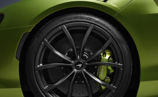 Pneumatici Pirelli Cyber Tyre in azione