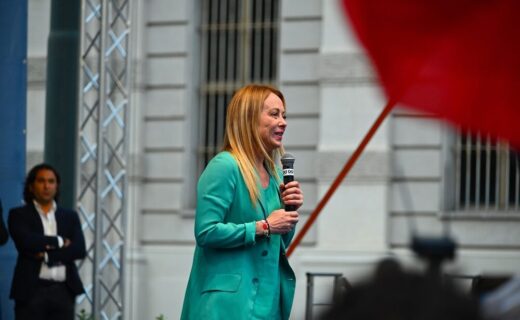 Giorgia Meloni visita il cantiere di Chiomonte dopo gli scontri No Tav