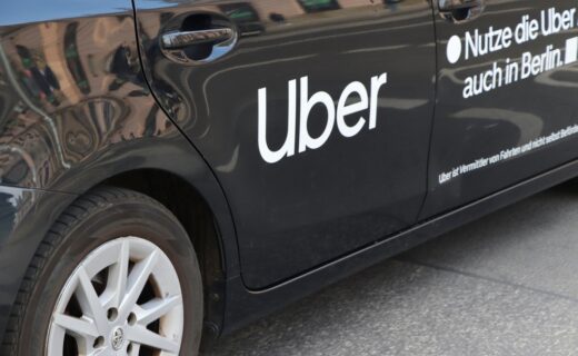 Scontro tra Uber e Waymo sui robotaxi