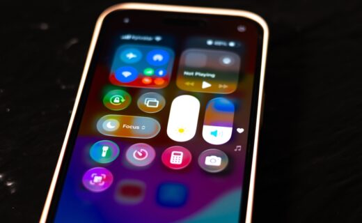 Screenshot di Siri AI su iOS 27