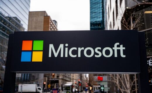Logo di Microsoft con sfondo di Windows 11