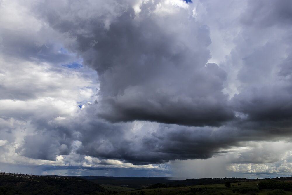 Cielo nuvoloso in Italia